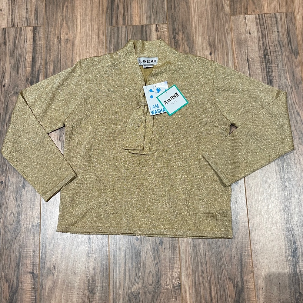Joan Leslie Gold Sweater. Petite Medium.  NWT!